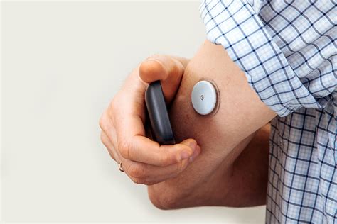 level continuous glucose monitoring devices